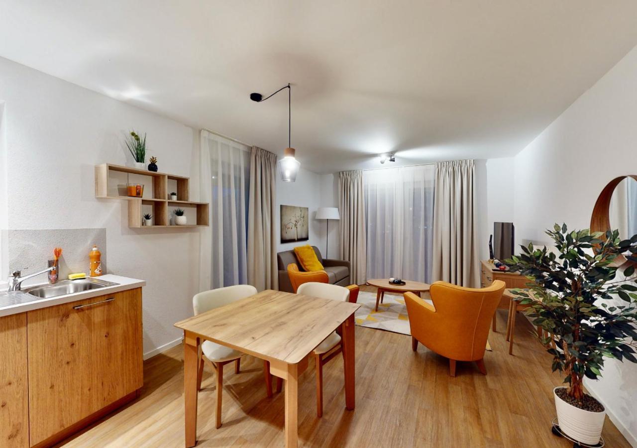Alp Art Hotel Monthey Collombey-Muraz Luaran gambar