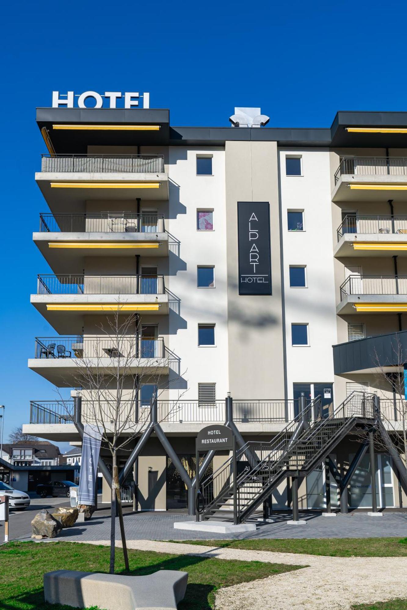 Alp Art Hotel Monthey Collombey-Muraz Luaran gambar