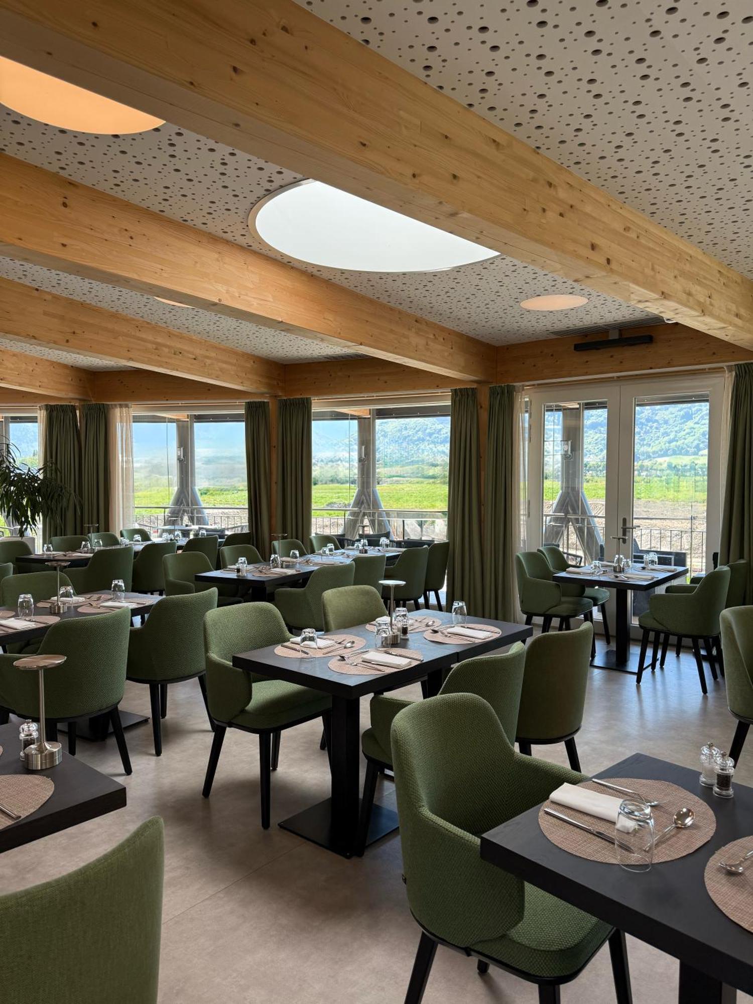 Alp Art Hotel Monthey Collombey-Muraz Luaran gambar