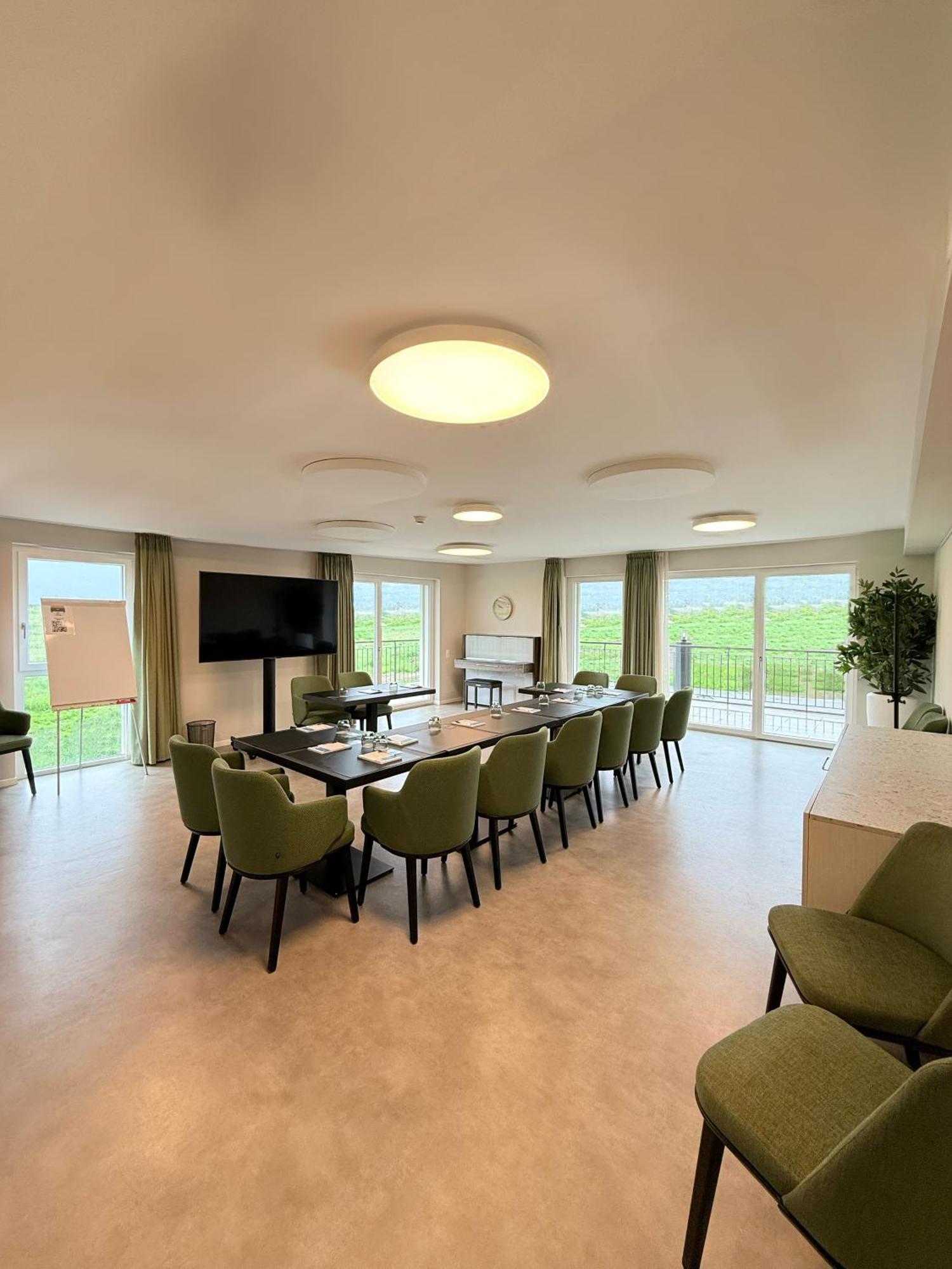 Alp Art Hotel Monthey Collombey-Muraz Luaran gambar
